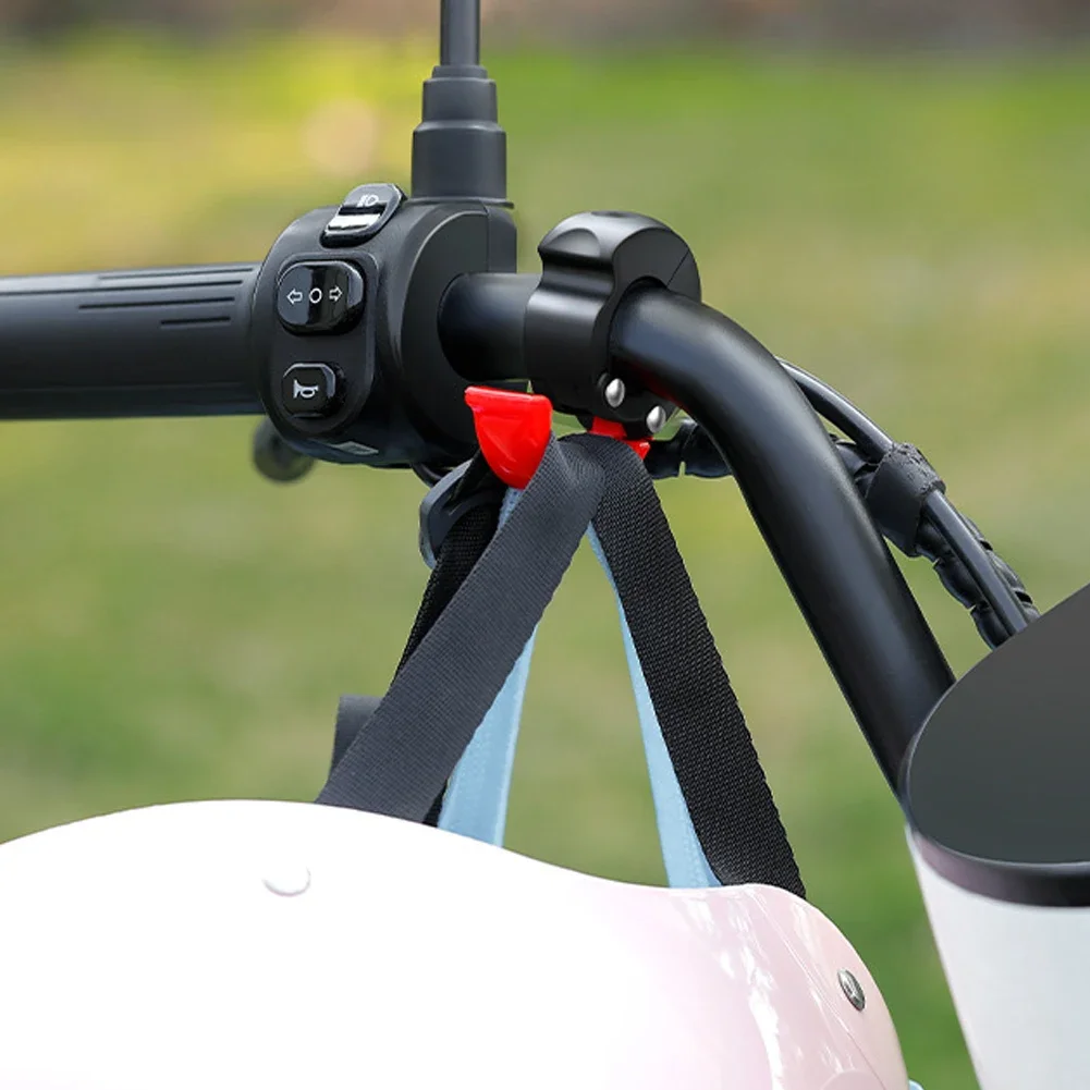 خطاف مقود الدراجة النارية شديد - مراجعة Motorcycle Gear Backpack وسعره