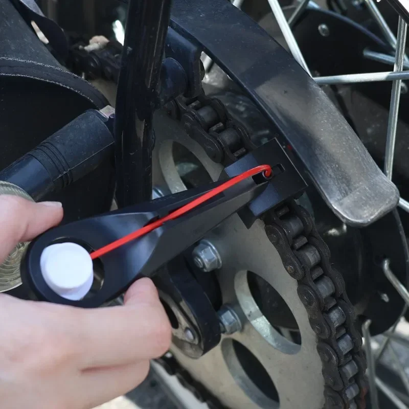 أدوات تزييت سلسلة الدراجات الن - مراجعة Motorcycle Gear Oil For Chain وسعره
